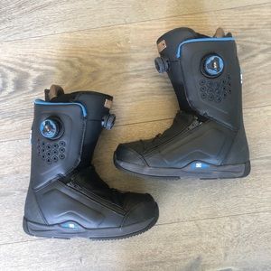 DC Men’s snowboard boots size 8